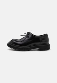 Ausgewählt, black