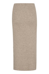 Beige Strickbleistiftrock mit gerippter Textur, geradem Schnitt und mittellanger Länge bis zur Wade. Keine sichtbaren Verschlüsse oder Akzente.
