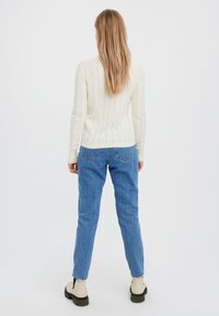 Vero Moda Pullover - beige