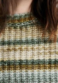 Mango Pullover - multi-coloured