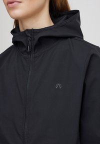 North Bend NBLUANA W SKI W-PRO 8.000 WITH WATERPROOF COATING - Jachetă impermeabilă - black
