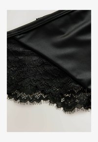 Sélectionné, black