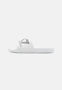 Unselected, bright white