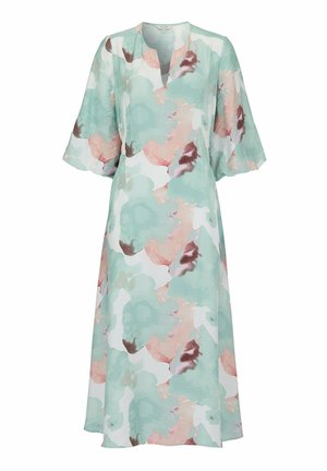 Hellblaues und rosafarbenes Midikleid mit Blumenmuster, Puffärmeln in Ellbogenlänge und V-Ausschnitt.