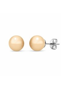 Boucles d'oreilles clous en perles rondes de couleur beige doux, présentant une surface lisse et brillante, ainsi qu'un matériel en métal argenté pour l'attache.