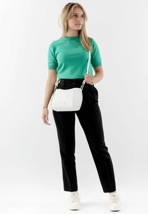 SURI FREY SFY GINNY - Bandolera - white