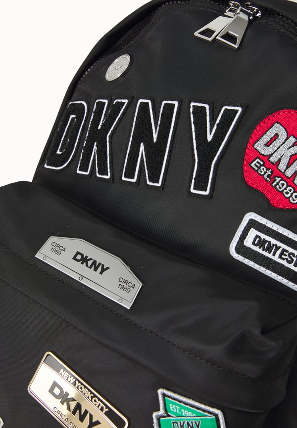 NYC CAPSULE BACKPACK - Rucksack2