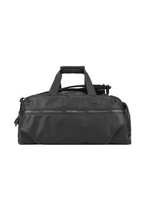 Schwarze rechteckige Reisetasche mit Doppelgriffen und einer vorderen Reißverschlusstasche mit wiederholtem „AOKING BACKPACK“-Logo.