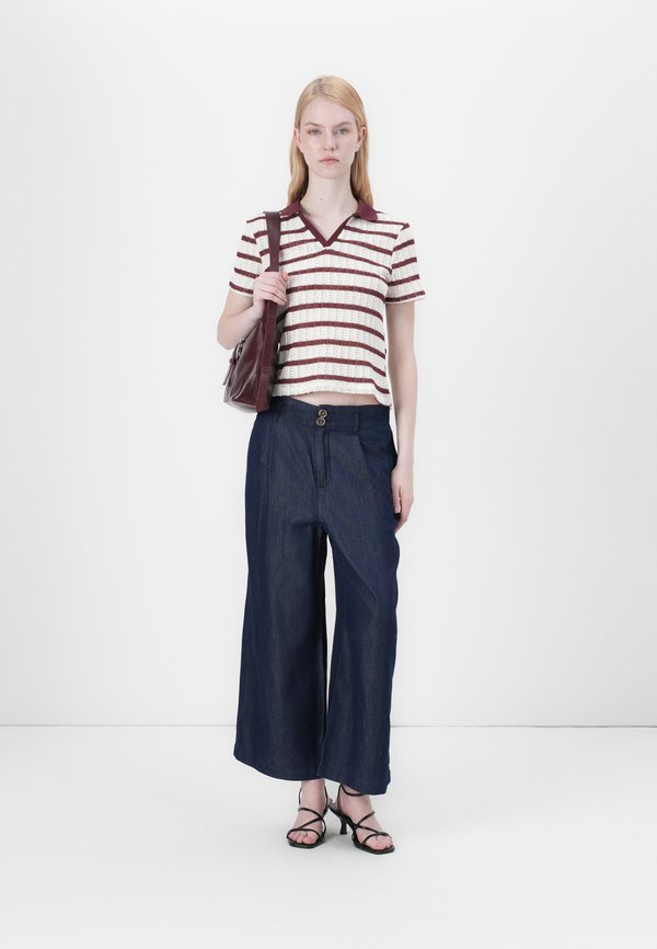 ONLBEA WIDE CROPPED - Trousers2