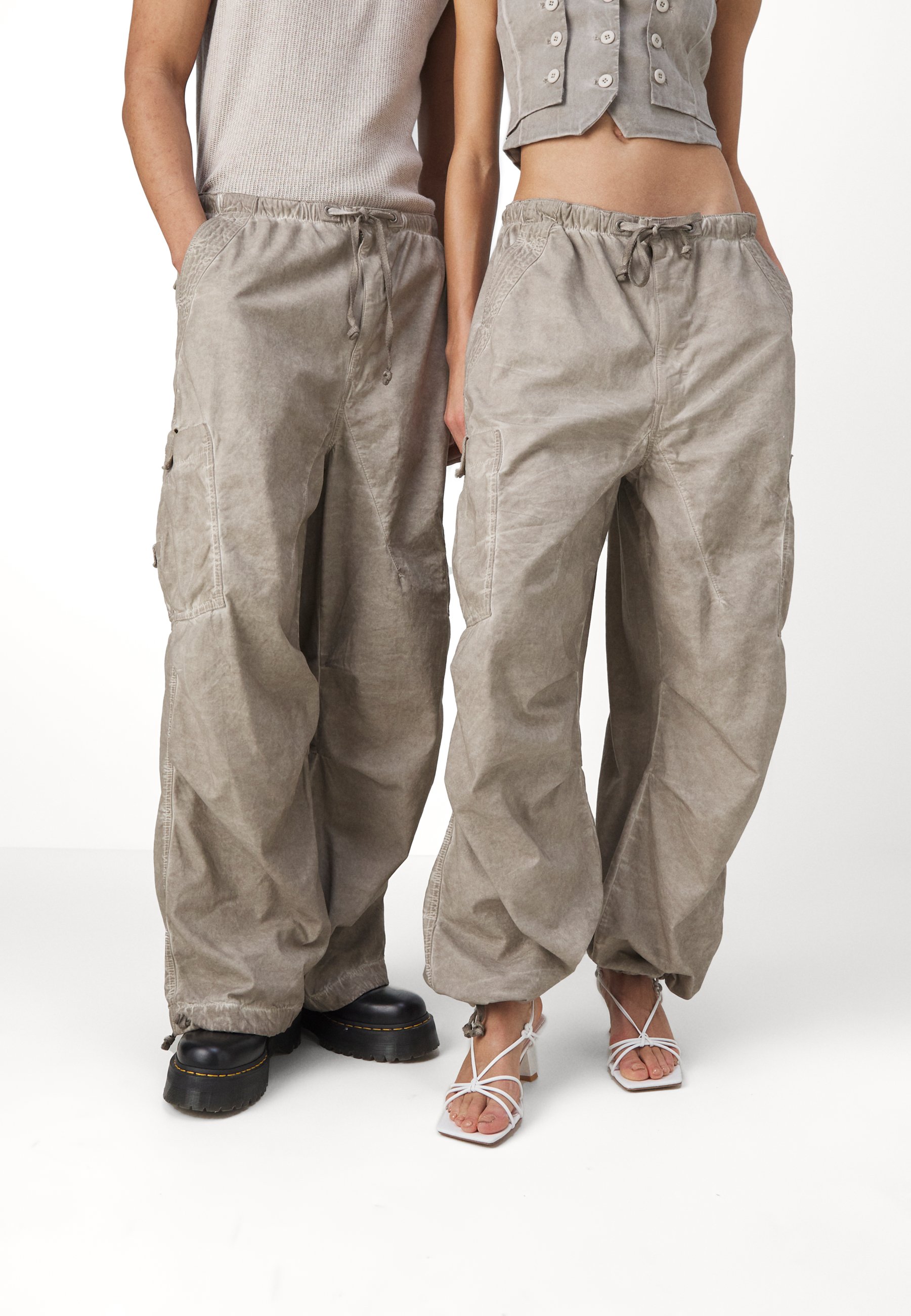 Jaded London WASH PARACHUTE PANTS UNISEX - Cargo trousers