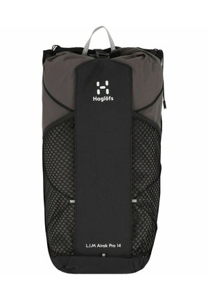 Sac à dos noir et gris avec poches latérales en mesh, fermeture supérieure ajustable, logo de marque bien en vue et design minimaliste. Léger et fonctionnel.