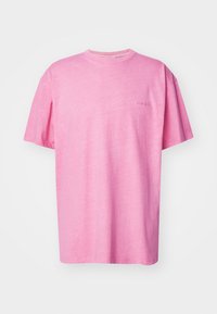 Unselected, charm pink