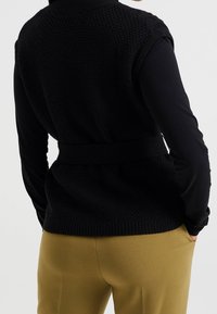 WE Fashion Chaqueta de punto - black