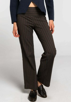 DE RAYAS  CON ANCHA - Pantalones - rayas