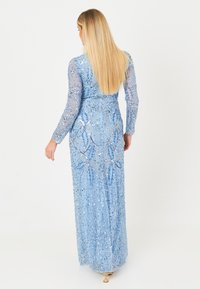Thumbnail Image 3