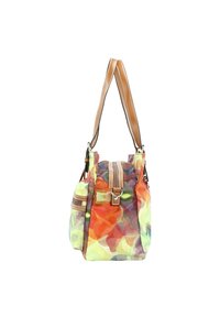 Mehrfarbige Tragetasche aus glänzendem, leichtem Stoff in den Farben Orange, Grün und Gelb; ausgestattet mit einem braunen Leder-Schulterriemen und Reißverschlüssen.