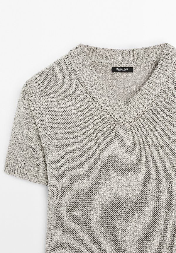 WITH DETAIL - Basic T-shirt2