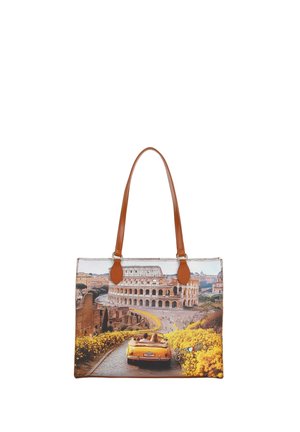 Borsa tote con manici marroni, raffigurante un'auto d'epoca che guida verso il Colosseo circondata da fiori gialli.