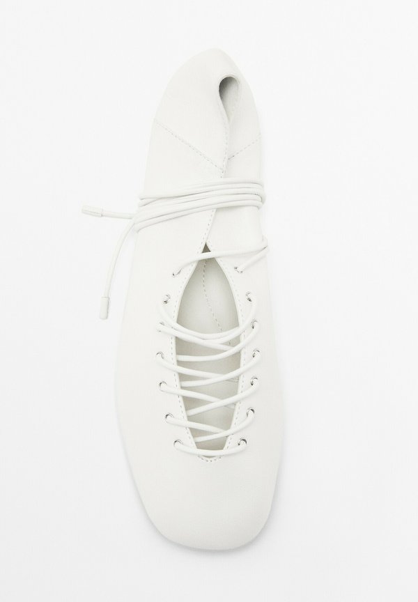 FLATS - Ankle cuff ballet pumps2