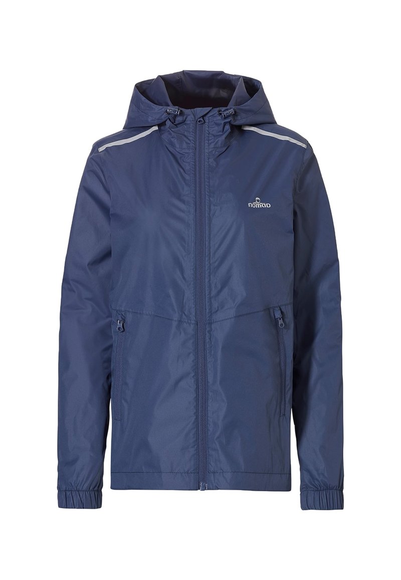 Marineblaue wasserdichte Jacke mit einem vorderen Reißverschluss, zwei seitlichen Taschen, elastischen Bündchen und einer Kapuze. Mit reflektierenden Akzenten.