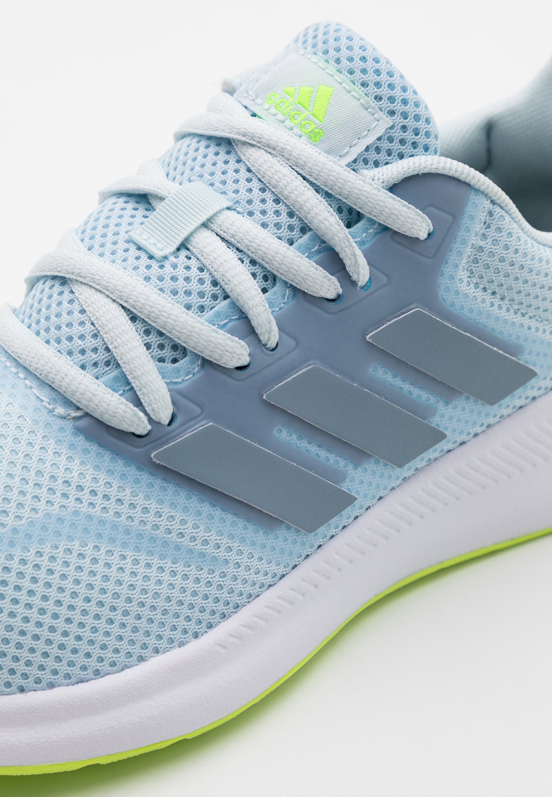 predator adidas pink