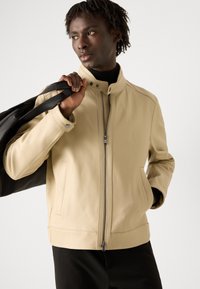 BOSS MANSELL - Δερμάτινο μπουφάν - light beige