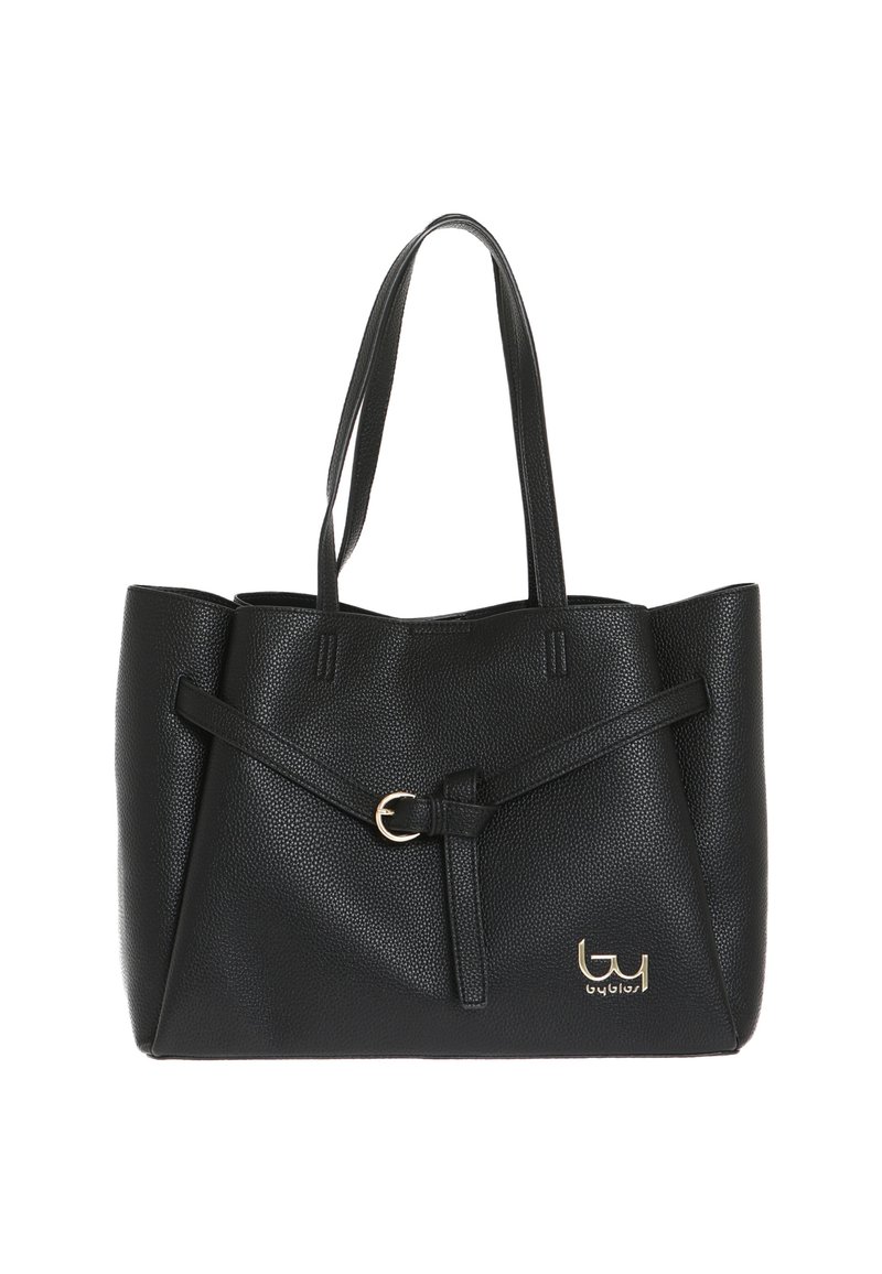 Bolso tote de cuero negro con un acabado texturizado, acentos de herrajes dorados y un detalle de correa en forma de lazo en el centro. Dos asas resistentes.