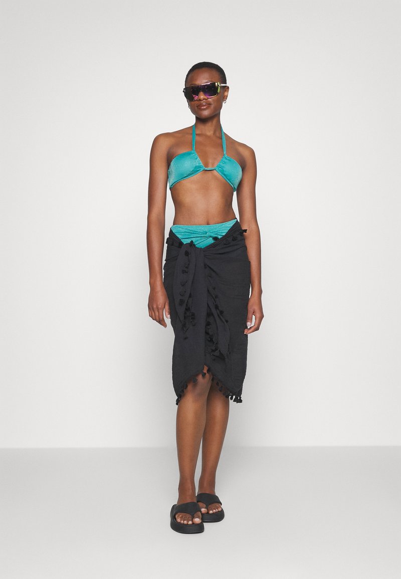 Esprit Bora Beach RCS H.Apex.Bra Bikini Donna – Costume Intero O Due Pezzi?
