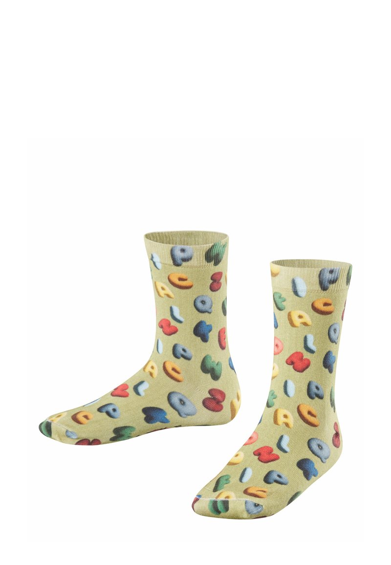 Skarpetki do kolan wykonane z mieszanki bawełny, z zieloną podstawą i kolorowymi, wypukłymi motywami liter rozproszonymi na całej powierzchni.