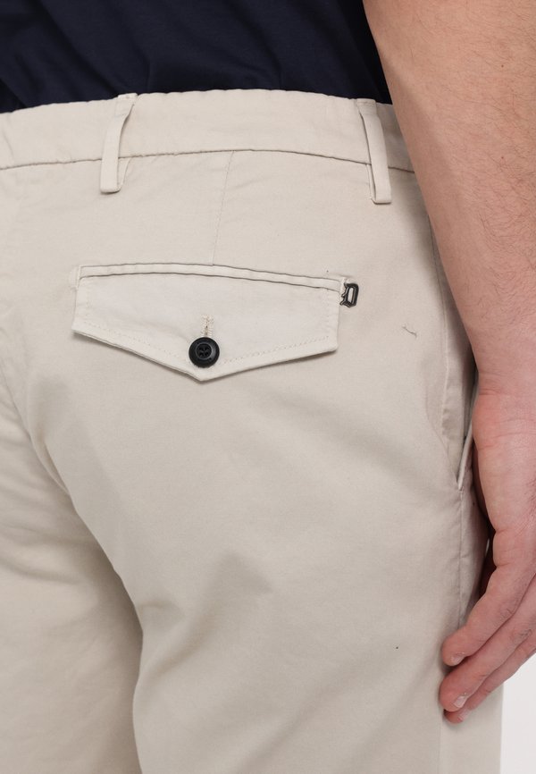 MANHEIM - Shorts - avena latte3