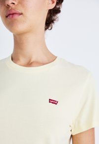 Levi's® PERFECT TEE - Μπλουζάκι με στάμπα - anise flower