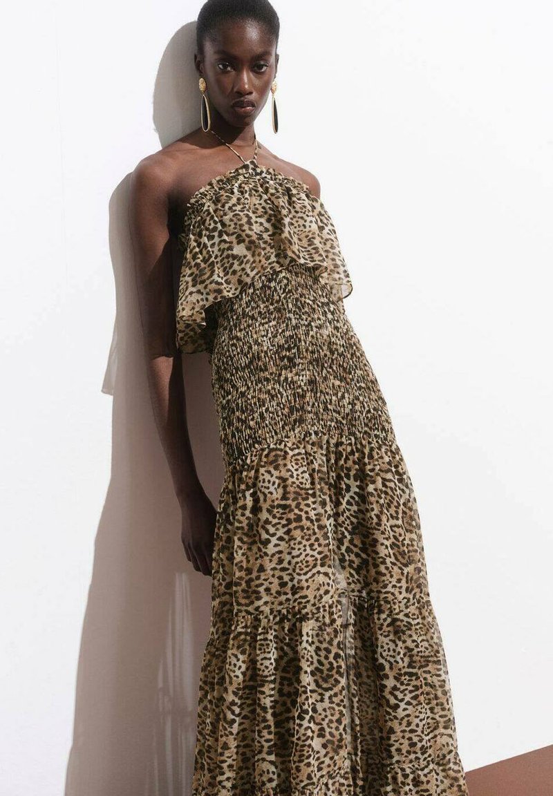 burgundy pattern dress Georgie Polka Dot Maxi in X-Small Size:WOMEN / EU 39 / US 8 - 8.5 Two-tone shoes in White Perfect for everything from GL-11.13.25
