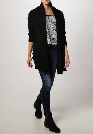 mint&berry Gilet - black
