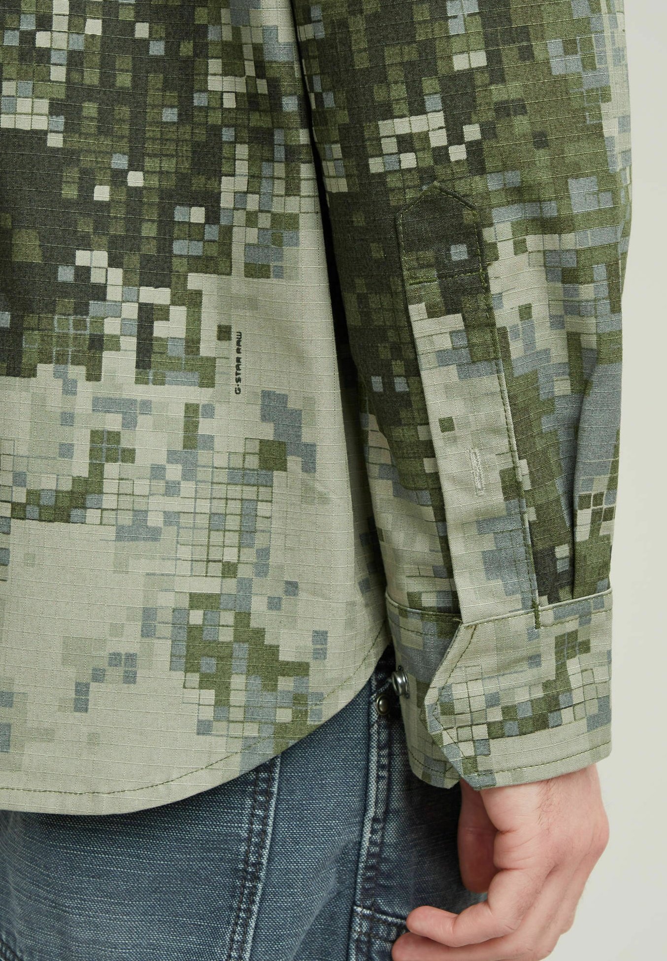 【CAMOFLAGE】Ripstop cargo pocket shirt The FIX Men's Jacquard Camo Denim Shirt | Bash