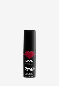 Rouge à lèvres mat suede NYX dans un tube cylindrique noir, avec un accent en forme de cœur rouge et une marque blanche ; taille du produit 0,12 oz (3,5 g).