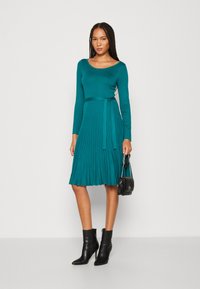 Anna Field Strickkleid - teal