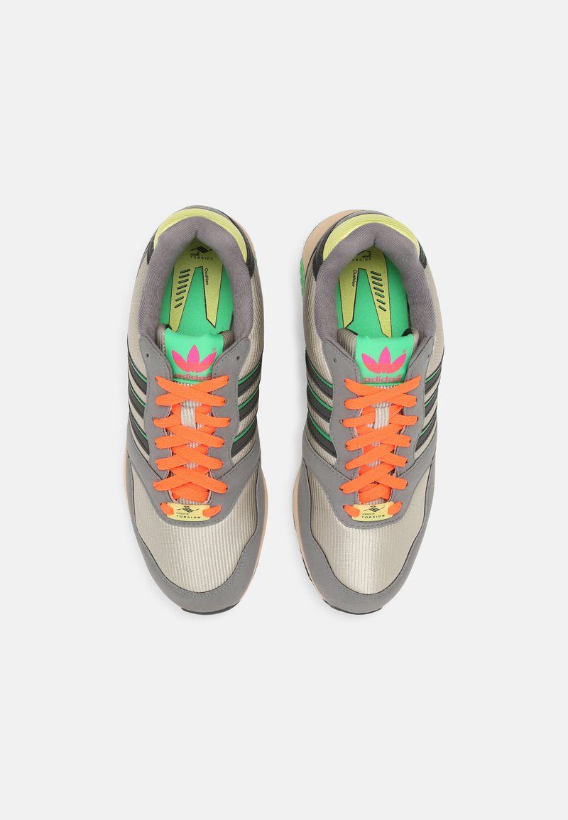 adidas original superstar femme blanche