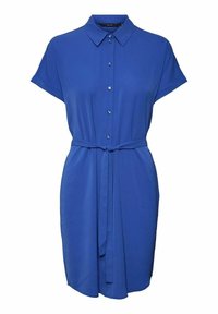 Niebieska sukienka z krótkimi rękawami, z kołnierzykiem, z zapięciem na guziki z przodu, z wcięciem w talii i paskiem z materiału. Gładka faktura z prostą sylwetką.