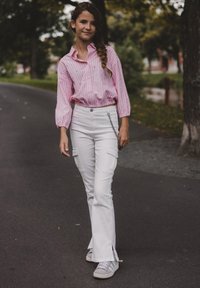 Looxs Revolution WIT CARGO STRETCH - Bootcut jeans - wit