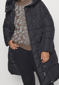 Vero Moda Curve Sweter
