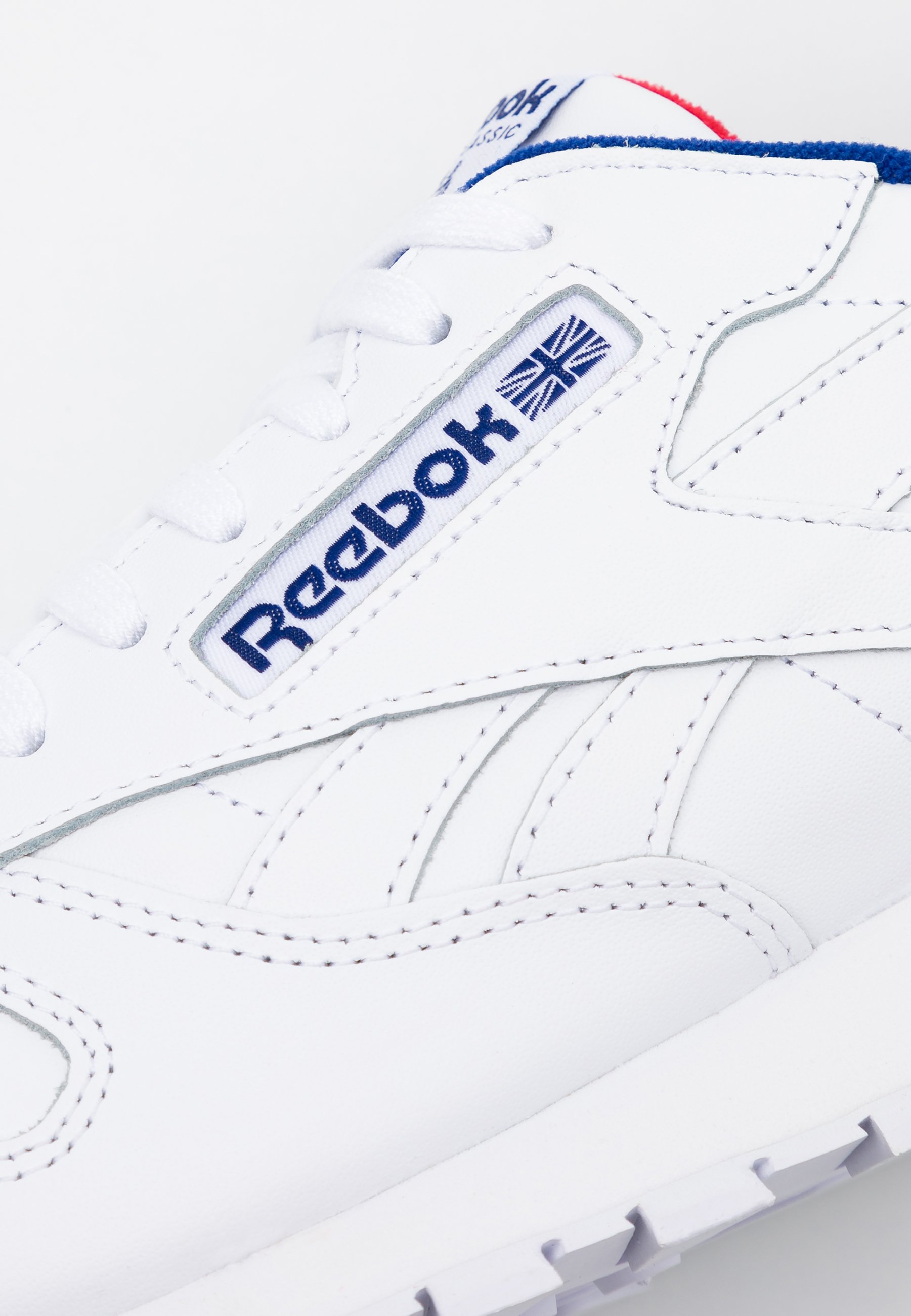 chaussure de foot reebok