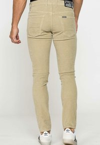 Carrera Jeans TINTA UNITA - Pantaloni - sabbia