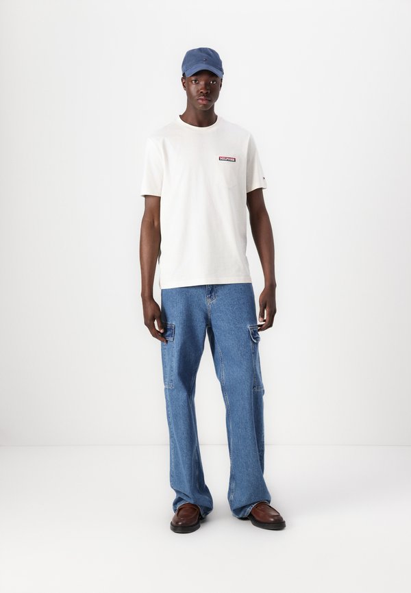 AMERICANA MONOTYPE POCKET TEE - Basic T-shirt - ivory petal3