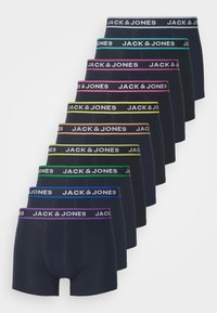 Pack von Jack & Jones Boxershorts in verschiedenen dunklen Farben, mit elastischen Taillenauschnitten, die den kontrastierenden Markennamen und farbige Akzente zeigen.