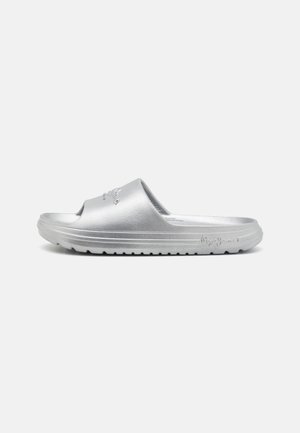 BEACH SLIDEMET - Sandalias planas - silver