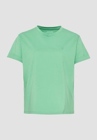 Lichtgroene t-shirt met korte mouwen, gemaakt van zachte stof, met een ronde halslijn en een klein, geborduurd hartlogo op de bovenste linkerkant.