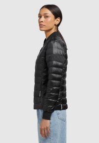 khujo MAUDE SHINY - Bomber dzseki - schwarz