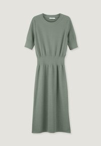 Abito in maglia di verde tenue, caratterizzato da un collo tondo, maniche corte e un dettaglio in vita. Tessuto morbido con una silhouette leggermente aderente.