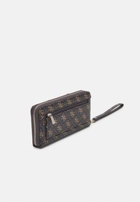 Guess BRENTON ZIP AROUND - Wallet - brown
