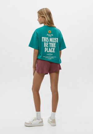 SHORT SLEEVE - Print T-shirt - mottled green